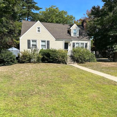 425 Redmond Ave, Oakhurst, NJ 07755