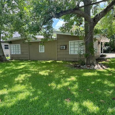 427 S Carroll St, La Porte, TX 77571