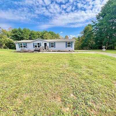 4270 Coulson Church Rd, Hillsville, VA 24343