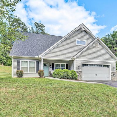 4273 Daugherty Rd, Salem, VA 24153