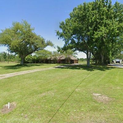 4275 Bayouside Dr, Houma, LA 70363