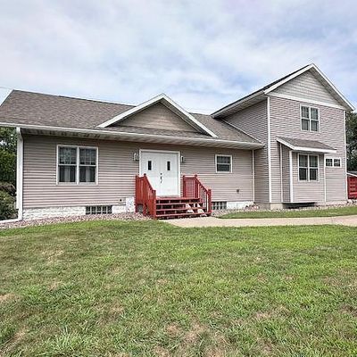 428 6th Avenue N, Onalaska, WI 54650