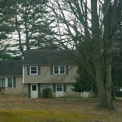 428 Glen Mills Rd, Thornton, PA 19373