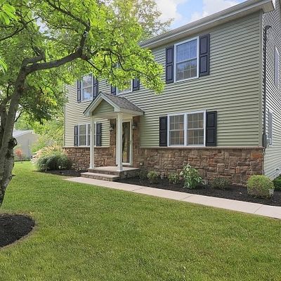 43 N Willow Rd, Hillsborough, NJ 08844