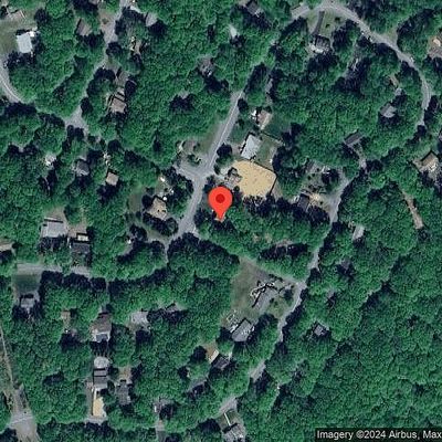 43 Seneca Rd, Mount Pocono, PA 18344