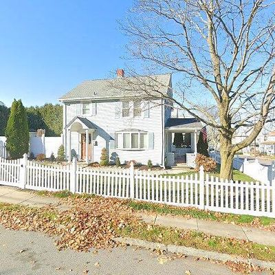 43 Sixth St, East Providence, RI 02914