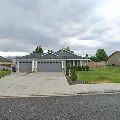 4308 Clydesdale Ln, Pasco, WA 99301