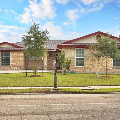 4346 Woodland Creek Dr, Corpus Christi, TX 78410