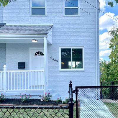 4349 G St Se, Washington, DC 20019