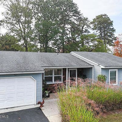 4 Berry Hill Road, Whiting, NJ 08759