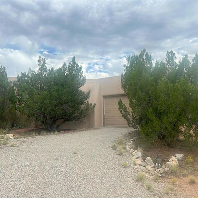 4 Juniper Rd, Placitas, NM 87043