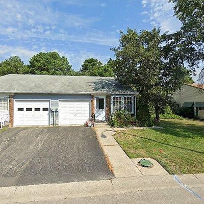 4 Pembroke Lane, Manchester Township, NJ 08759