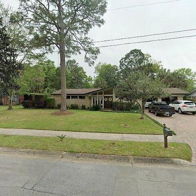 4 Rue De Le Roi St Ne, Fort Walton Beach, FL 32547