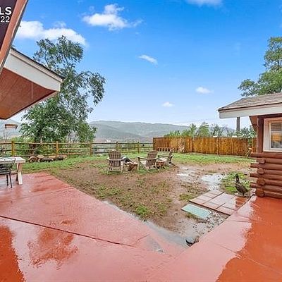 4 Spur Rd, Manitou Springs, CO 80829