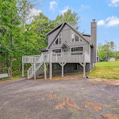 40 Brookfield Road, Lake Ariel, PA 18436