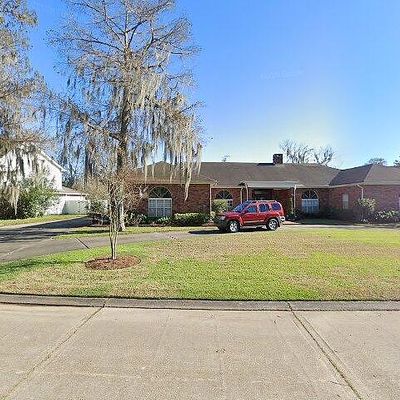 40 Rosedown Dr, Destrehan, LA 70047