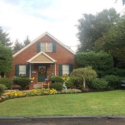 40 Starkin Rd, Edison, NJ 08837