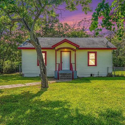 4003 22nd St N Street, Texas City, TX 77590