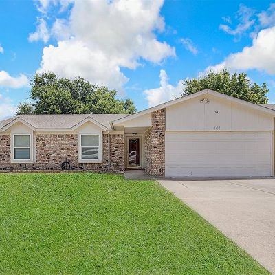 401 Chimney Rock Rd, Fort Worth, TX 76140