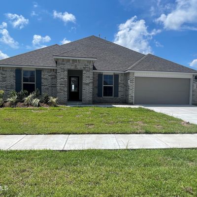 401 Dulworth Court, Breaux Bridge, LA 70517