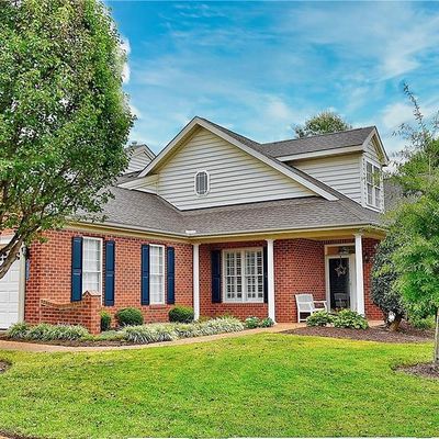 401 Dundee Ln, Chesapeake, VA 23322