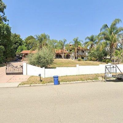 4012 Brae Burn Dr, Bakersfield, CA 93306