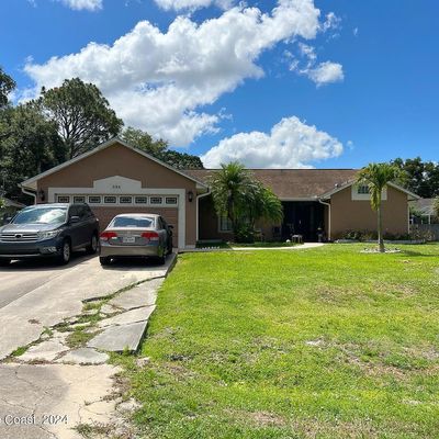 402 Ainsley St Se, Palm Bay, FL 32909