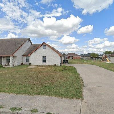 402 Mockingbird Ln, La Villa, TX 78562