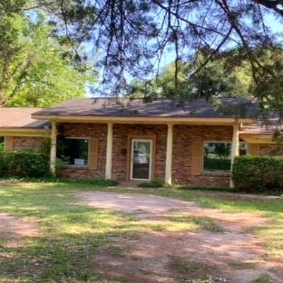 402 Liberty St, Blakely, GA 39823