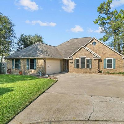 4021 Fatta Dr, Dickinson, TX 77539