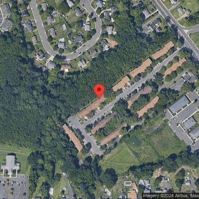 403 Garnet Dr, Burlington, NJ 08016