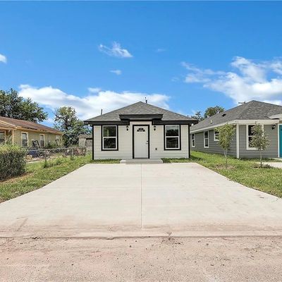 404 E Mesquite Street, Weslaco, TX 78596