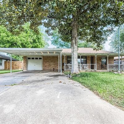 404 Long Dr, Baytown, TX 77521