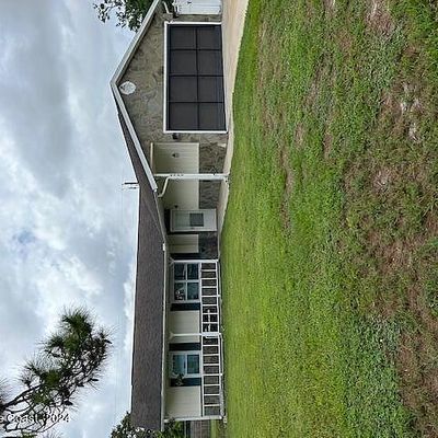 4040 Song Dr, Cocoa, FL 32927