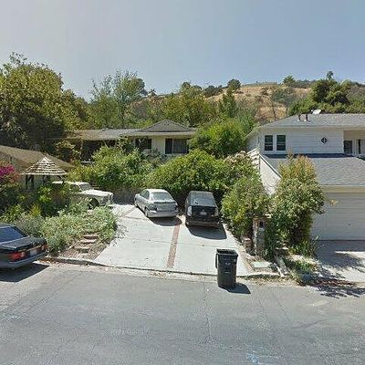 4043 Woodcliff Rd, Sherman Oaks, CA 91403