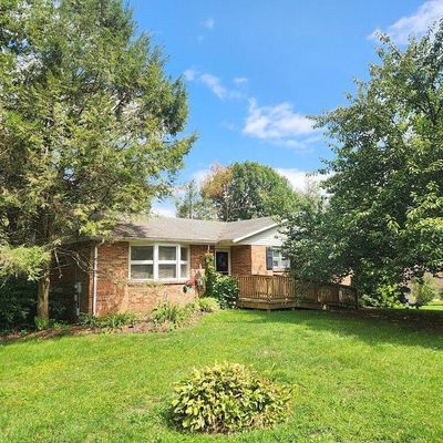 405 Meadowview Dr, Lebanon, PA 17042