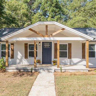 405 S Pine St, Dallas, NC 28034