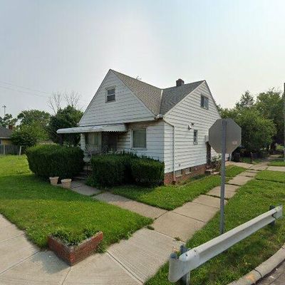 4051 W 130 Th St, Cleveland, OH 44135