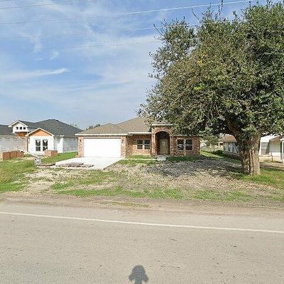 407 Main St, Odem, TX 78370