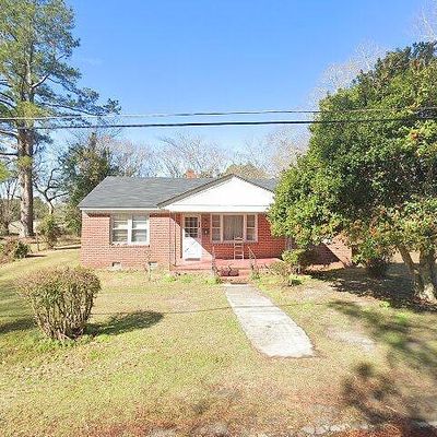 407 Stewart St, Dillon, SC 29536