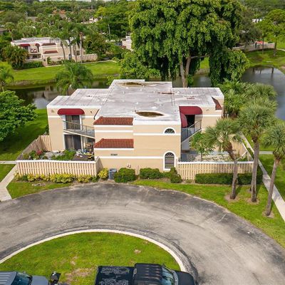 4075 Village Drive, Delray Beach, FL 33445