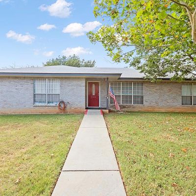 408 W Nimitz St, Fredericksburg, TX 78624