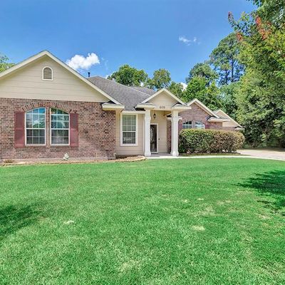 409 Mildred St, Cleveland, TX 77328