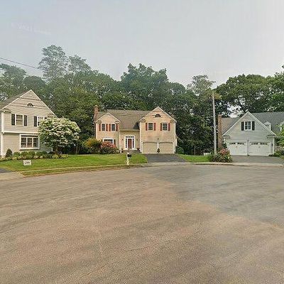 41 Abbey Rd, Fairfield, CT 06824