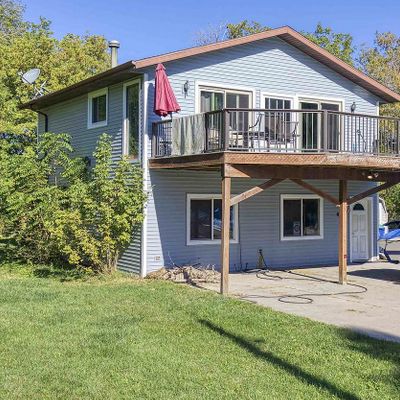 463 Rainbow Beach Rd, Neenah, WI 54956