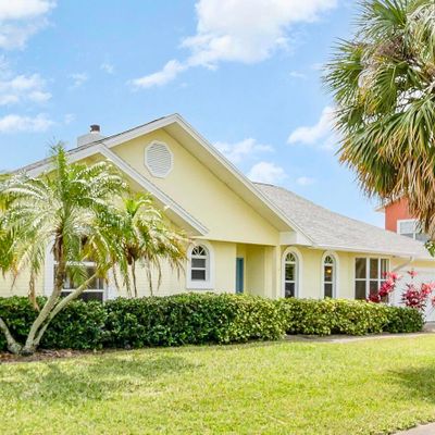 463 Lighthouse Landing St, Satellite Beach, FL 32937