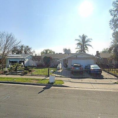 4680 E Grove Ave, Fresno, CA 93725