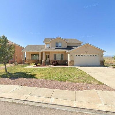 4689 Crested Hl, Pueblo, CO 81008