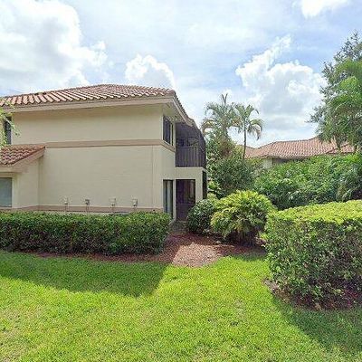 47 Bennington Dr #8, Naples, FL 34104