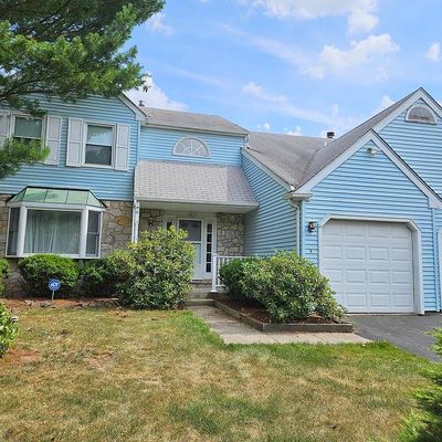 47 Valley View Way, Newtown, PA 18940